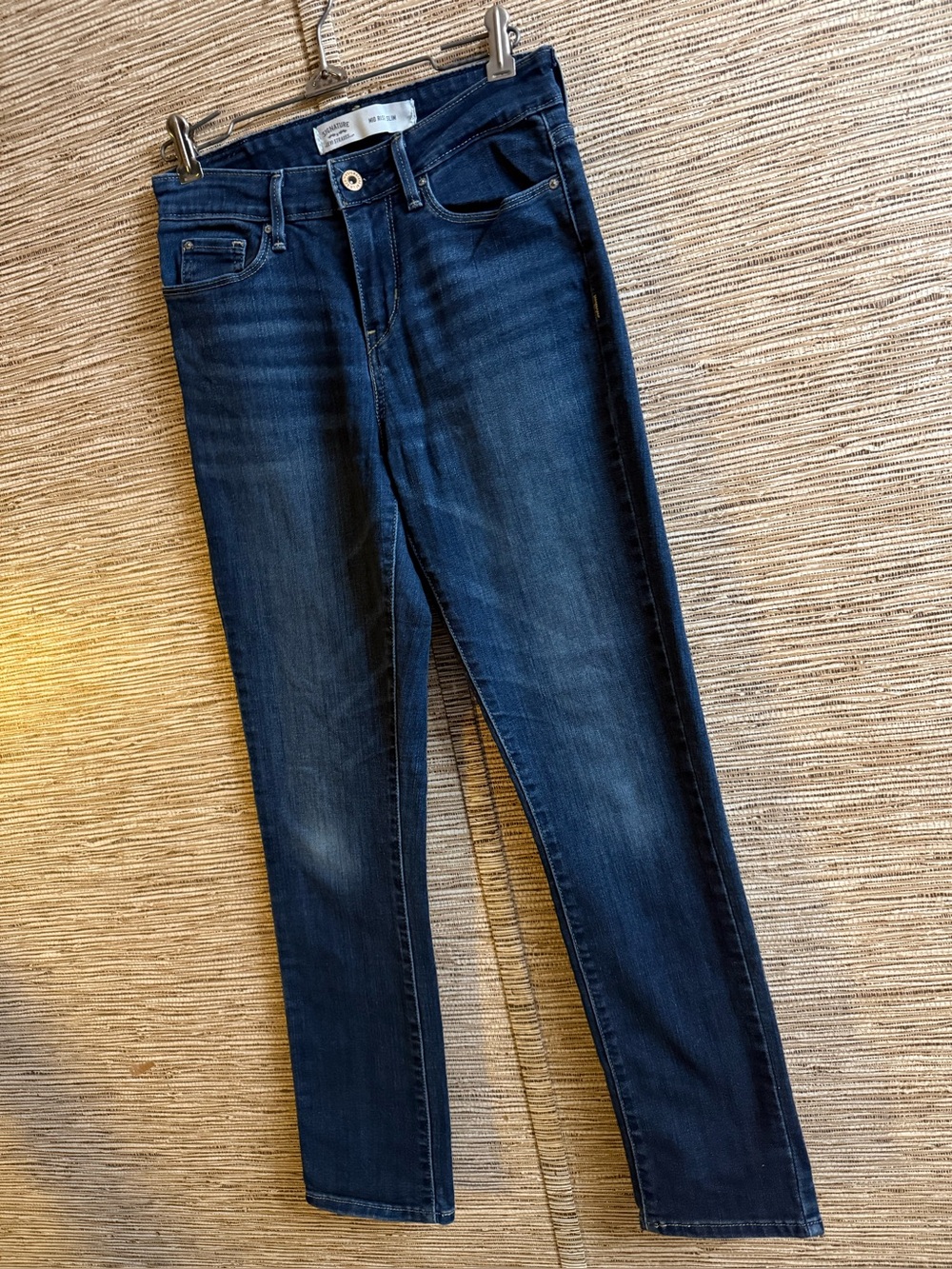 Levi Strauss Signature Jeans Mid Rise Slim Women’s 26x30 Dark Blue